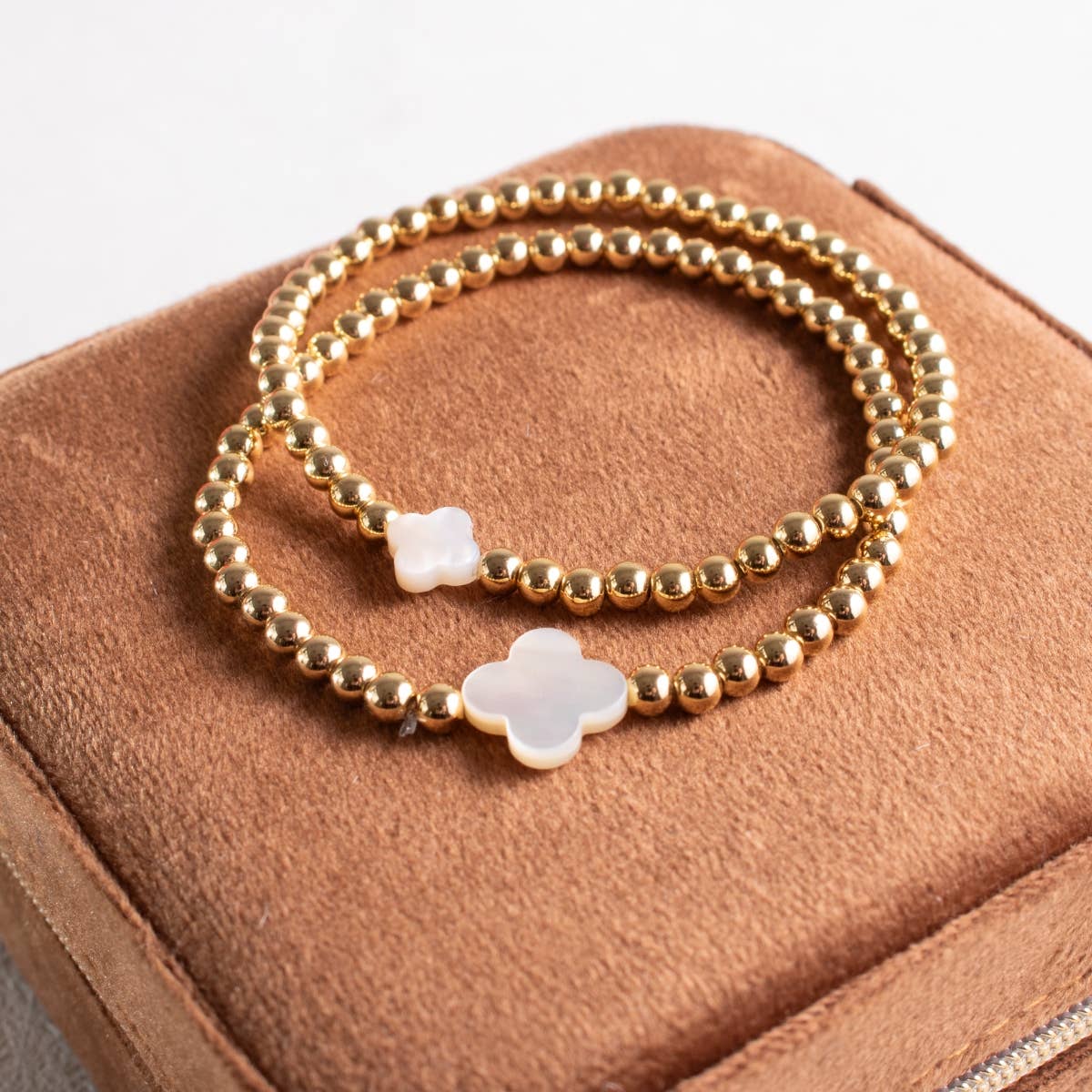 Splendid Iris ~ 4mm Bracelet With Shell Quatrefoil Accents – Fox & Fig