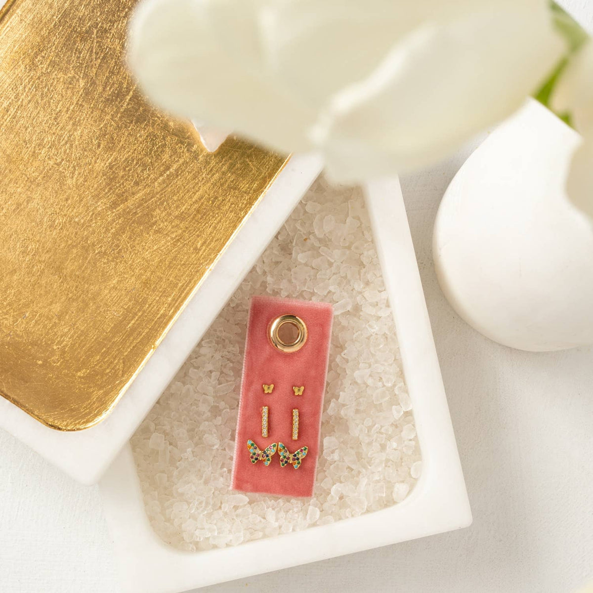 Splendid Iris ~ Butterfly Velvet Stud Set – Fox & Fig