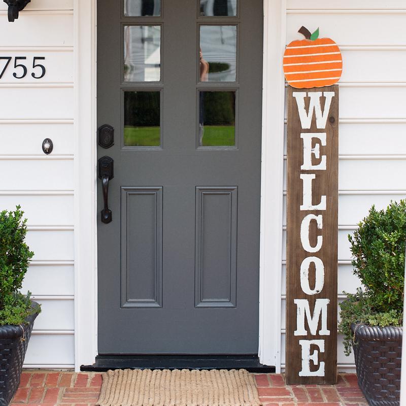 Wood Welcome Sign + Additional Seasonal Sign Toppers